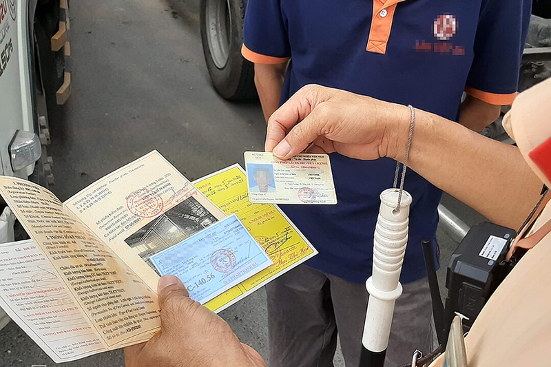 Hậu quả khi không mang đủ giấy tờ theo quy định