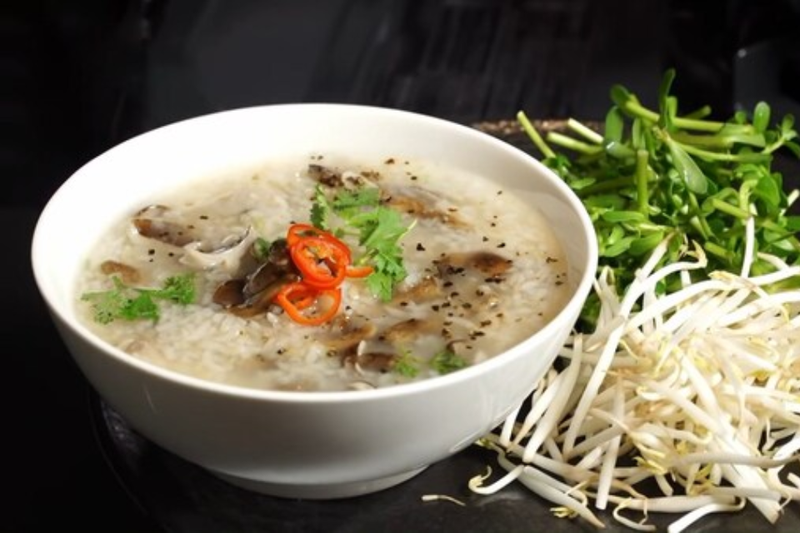 Giới thiệu món cháo gà nấm mối