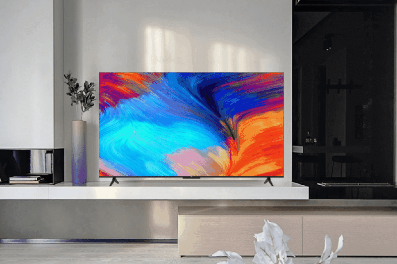 Google Tivi TCL 55C69B gây ấn tượng mạnh mẽ ngay từ cái nhìn đầu tiên với thiết kế nguyên khối