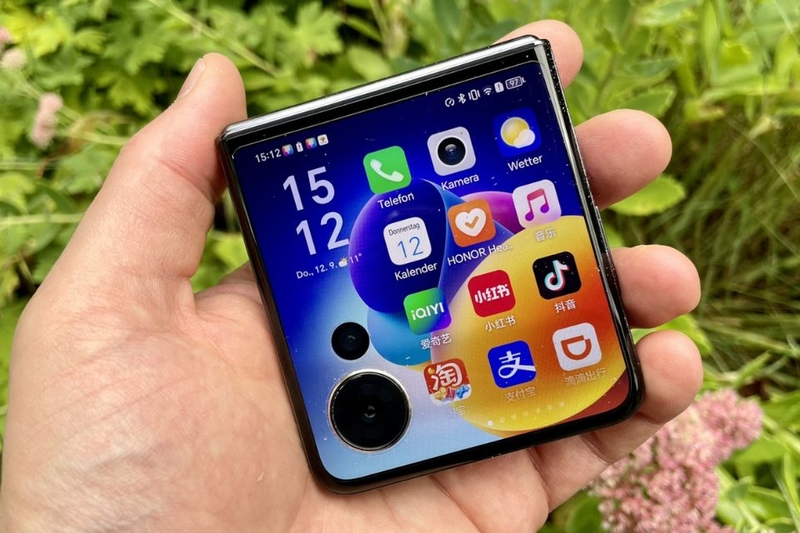 HONOR Magic V series