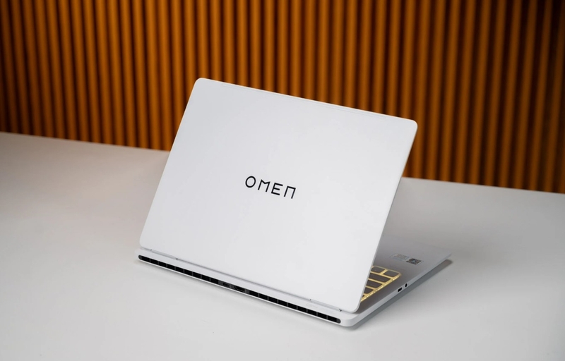 Laptop HP Omen Transcend 14