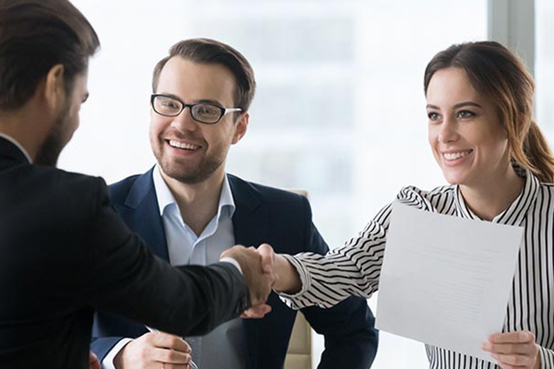 HRBP cần có kỹ năng giao tiếp tốt, khả năng lắng nghe và thấu hiểu các quan điểm khác nhau