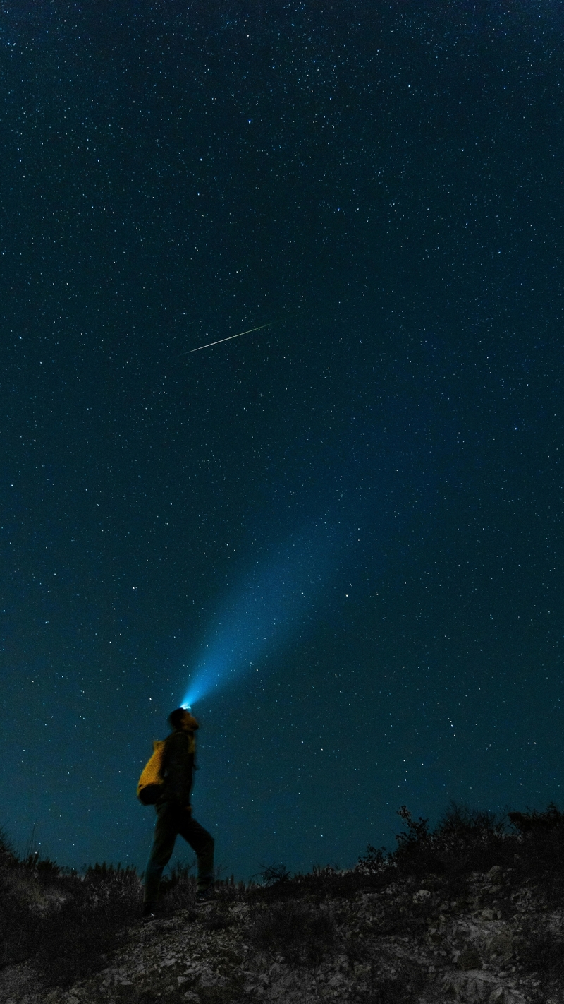 Hình nền sao băng (12)