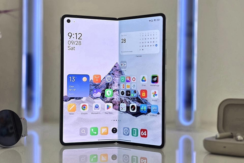 HONOR Magic V3 và Xiaomi MIX Fold 4 - 06