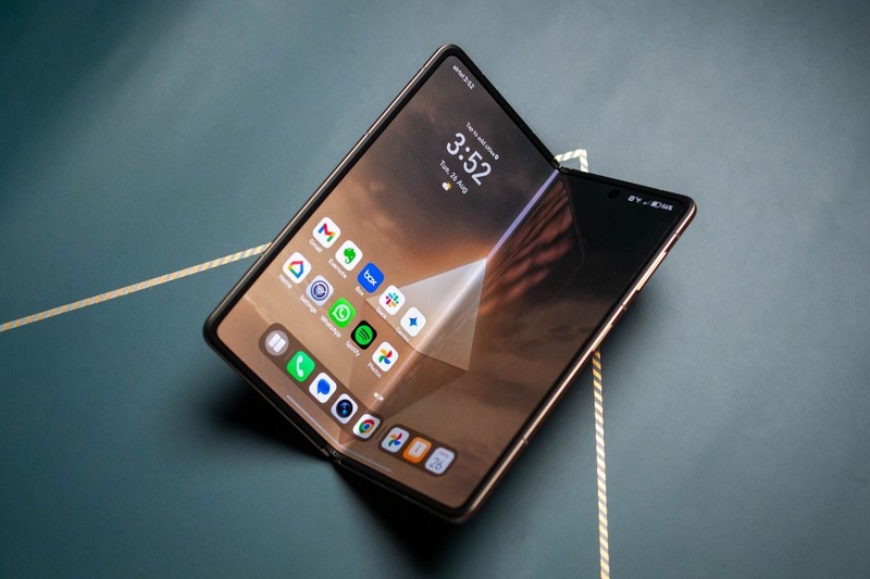 Honor Magic V5