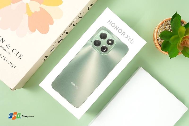 Trên tay HONOR X6b 1