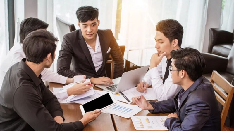 Investment Analyst 1