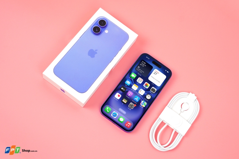 Đập hộp iPhone 16 - 15