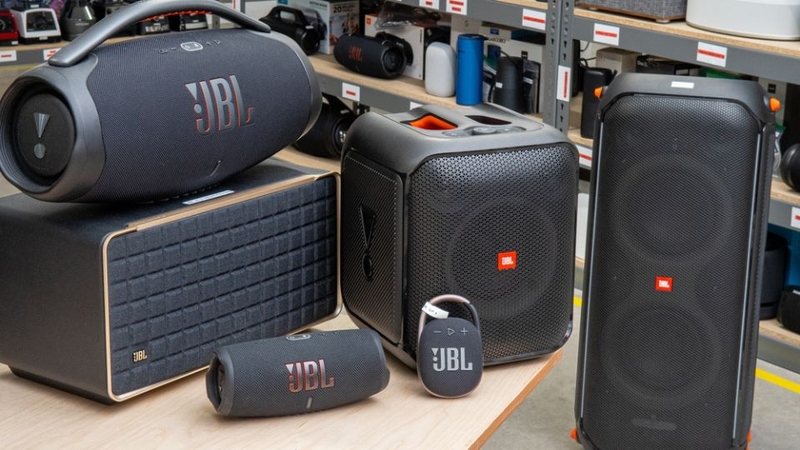 JBL Headphones 1