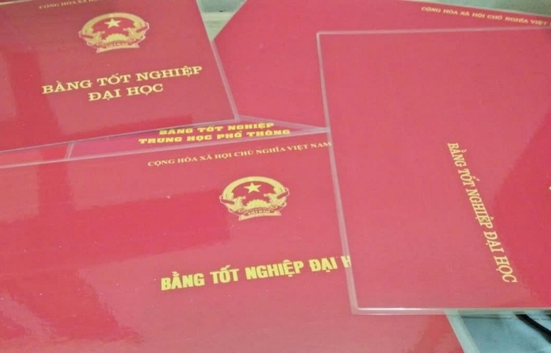 Khi nào có bằng tốt nghiệp đại học tạm thời ảnh 2