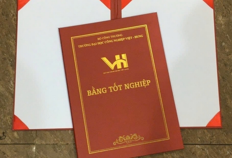 Khi nào có bằng tốt nghiệp đại học tạm thời ảnh 3