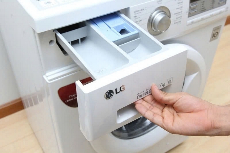 Khi nào mới đổ nước xả vào máy giặt ảnh 3