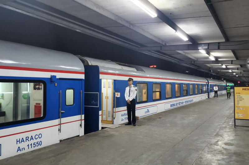 Khoảng cách và hành trình