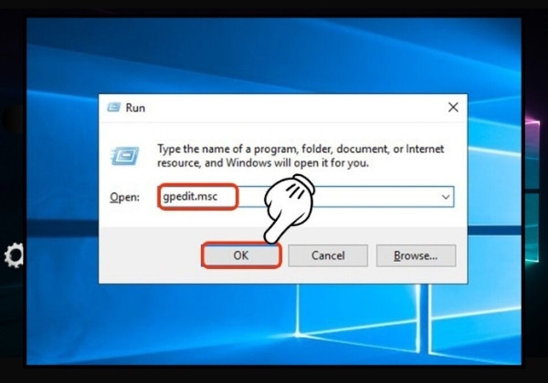 Mở hộp thoại Run để chọn “Local Group Policy Editor”