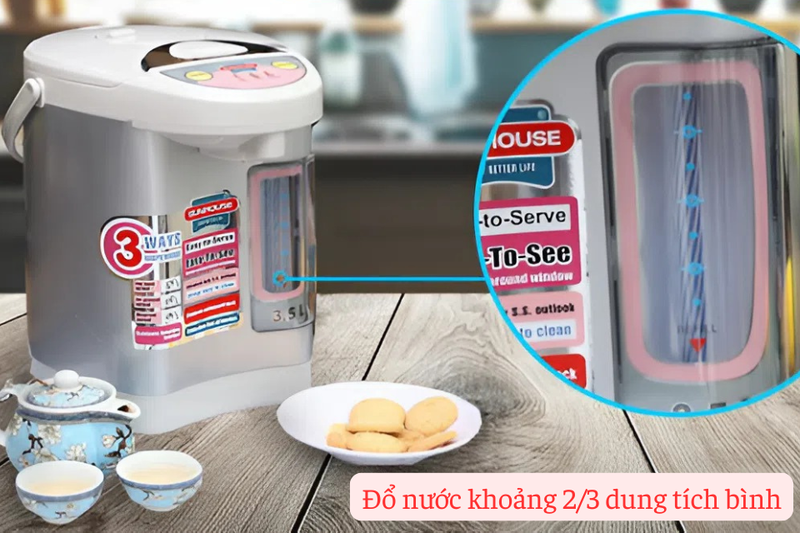 Kh&ocirc;ng ch&acirc;m nước đầy b&igrave;nh