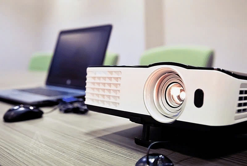 Kích thước máy chiếu và các loại màn chiếu ảnh 1