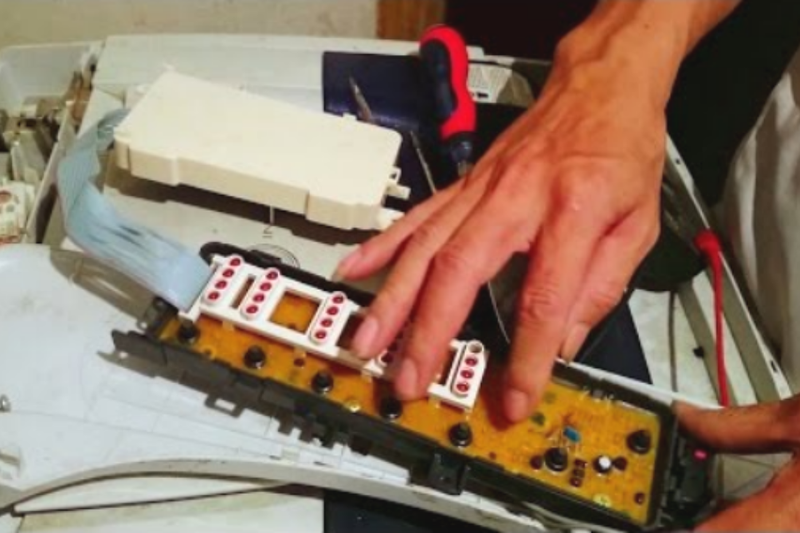 Kiểm tra bo mạch điều khiển