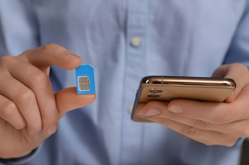 Kiểm tra lại SIM điện thoại