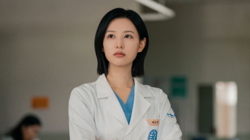 Kim Ji Won 8