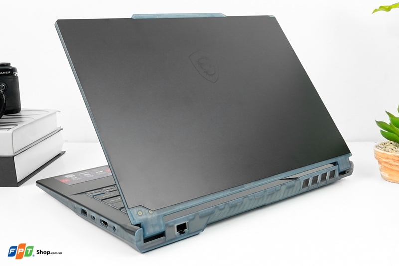 Laptop_MSI_Gaming_Cyborg_14_A13_UDX_099_VN_3.jpg