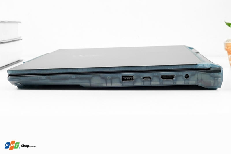 Laptop_MSI_Gaming_Cyborg_14_A13_UDX_099_VN_4.jpg