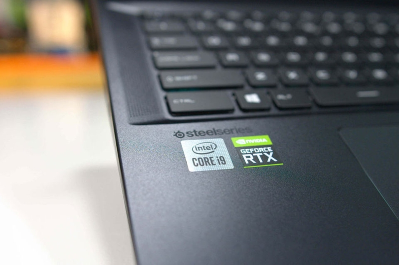 Laptop RTX 3080 16 GB - 03