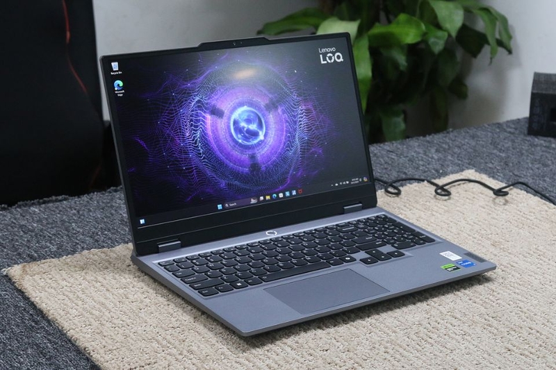 Lenovo Gaming LOQ 15IRX10 i7 13650HX (83JE00PEVN)