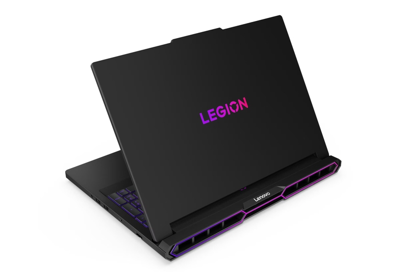 Lenovo-Gaming-Legion-Pro-7-16IAX10H-6.jpg