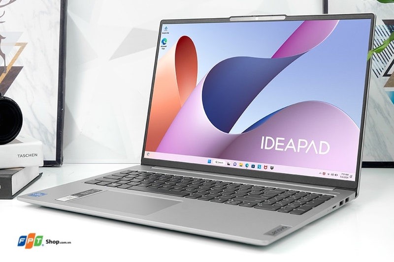 Lenovo IdeaPad Slim 5 16IAH8 có màn hình lớn tới 16 inch