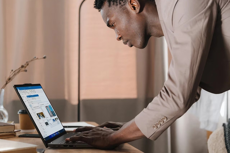 Lenovo-ThinkPad-T16-Gen 4-0.jpg