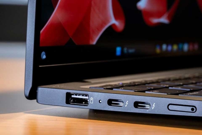 Đánh giá Lenovo ThinkPad X1 Carbon - 06