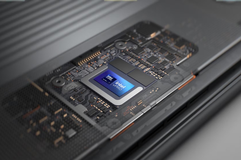 Lenovo-Thinkpad-X9-15-Gen-1-11.jpg