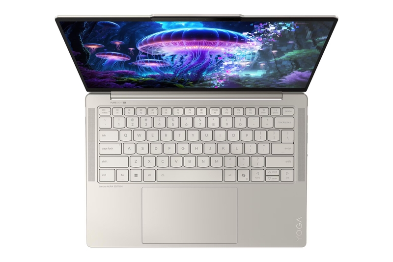 Lenovo-Yoga-Slim-7-14ILL10-vang-11.jpg