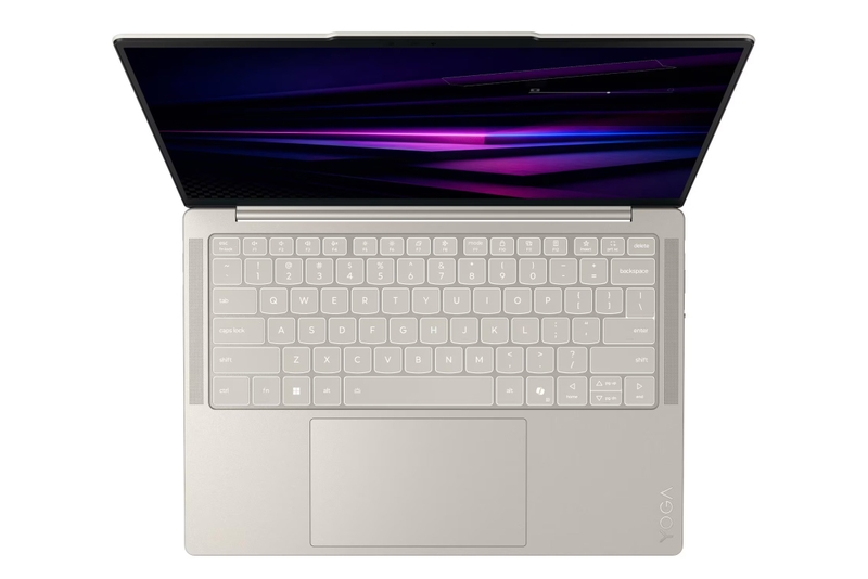 Lenovo-Yoga-Slim-7-14IPH11-gold-11.jpg