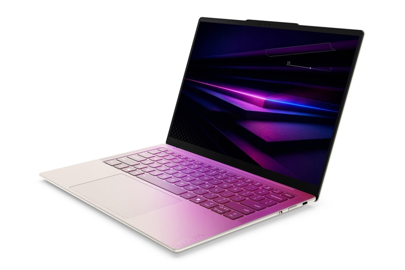 Lenovo-Yoga-Slim-7-14IPH11-gold-1.jpg