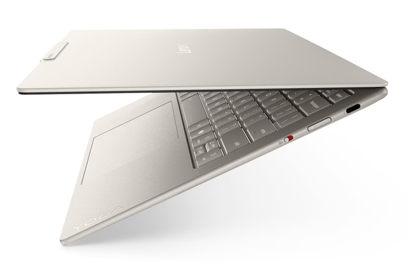 Lenovo-Yoga-Slim-7-14IPH11-gold-7.jpg