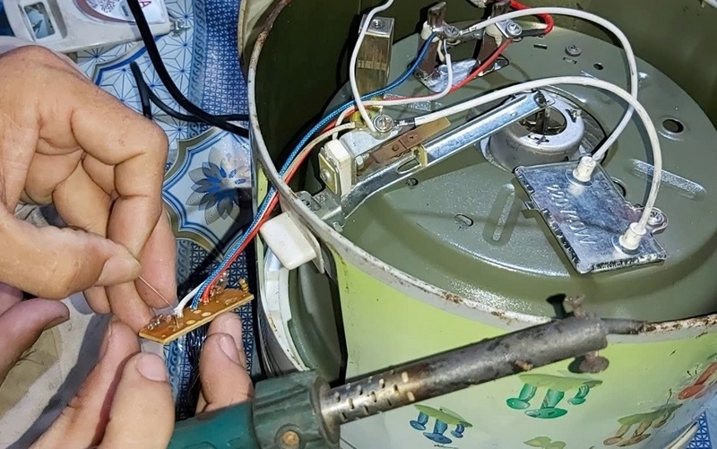 Lỗi E4 nồi cơm điện ảnh 5