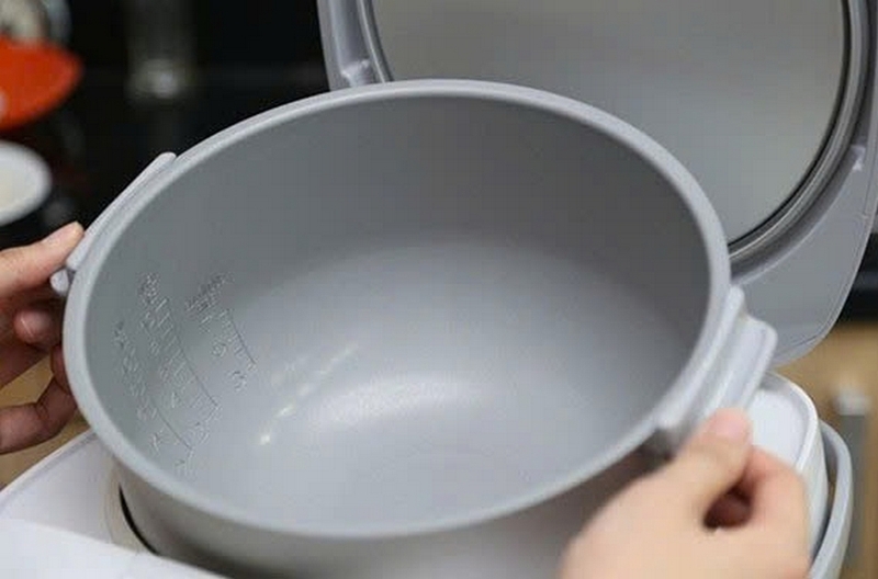 Lỗi EU nồi cơm điện Midea ảnh 2