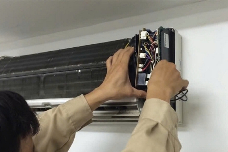 Lỗi F2 máy lạnh Reetech ảnh 2