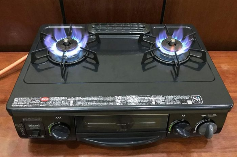 Lửa đang cháy thì tắt đột ngột