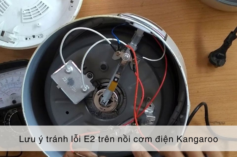 Nồi cơm điện Kangaroo báo lỗi E2 5