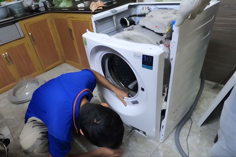 Lý do bạn nên biết cách tháo máy giặt Toshiba 9kg