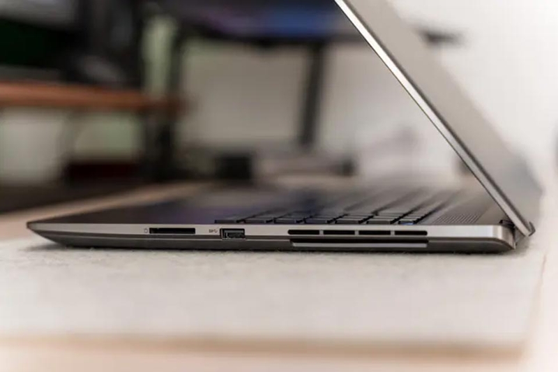 Laptop MSI CreatorPro Z16P B12UKST i7 12700H - 05