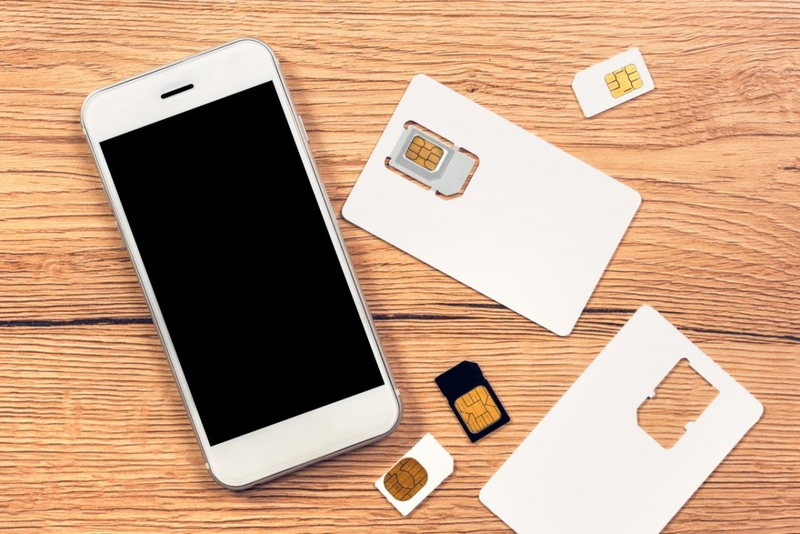 Mobile Money: Gắn trực tiếp với SIM điện thoại
