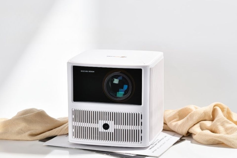 Máy chiếu Beecube Xtreme II