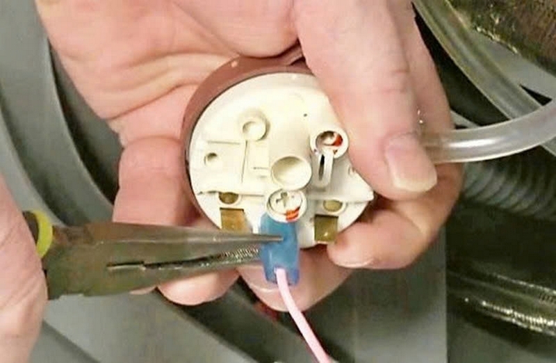 Máy giặt Sanyo lỗi EA EC ảnh 2