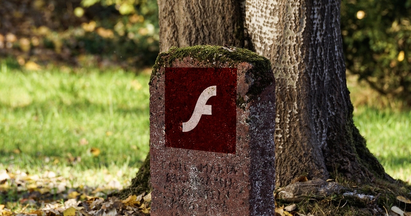 Silverlight khác gì HTML5 và Flash?