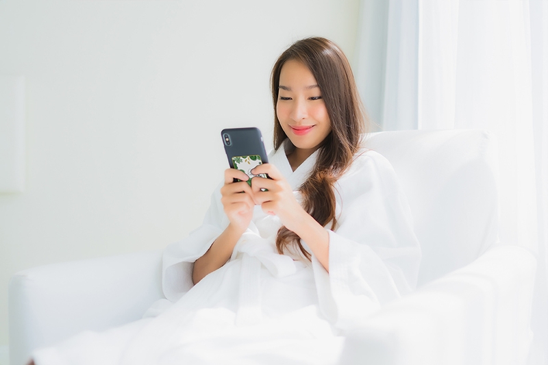 Hướng dẫn lựa chọn miếng dán diệt khuẩn điện thoại