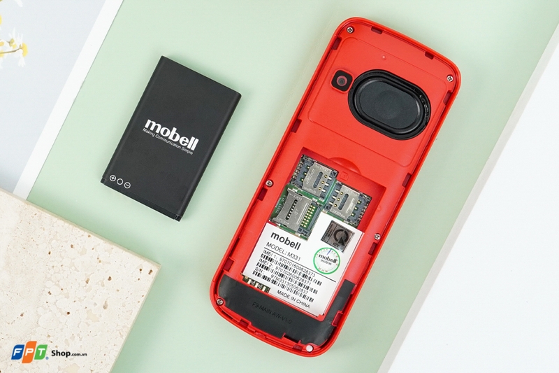 Pin "trâu" chính là một trong những ưu điểm nổi bật nhất của Mobell M331 4G