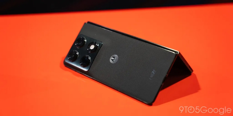 Motorola-Razr-Fold-lộ-diện-tại-CES-2026-5.jpg